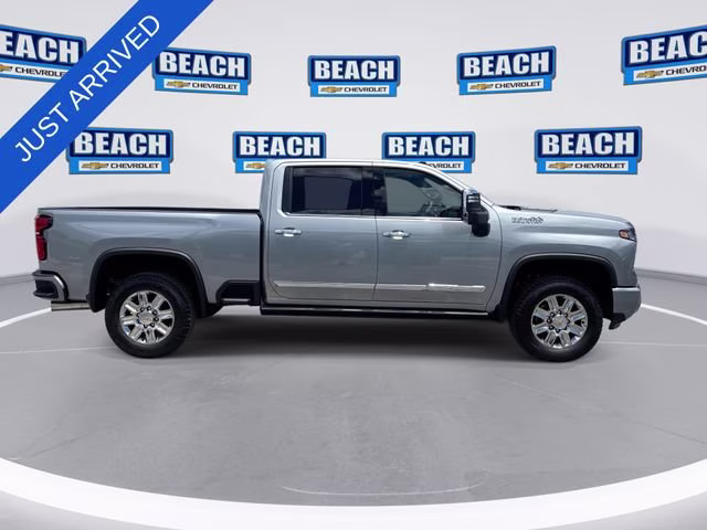 2026 Sterling Gray Metallic Chevrolet Silverado 2500 HD High Country 4X4 Truck