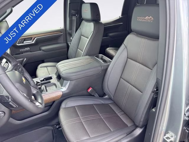 2026 Sterling Gray Metallic Chevrolet Silverado 1500 High Country 4X4 Truck