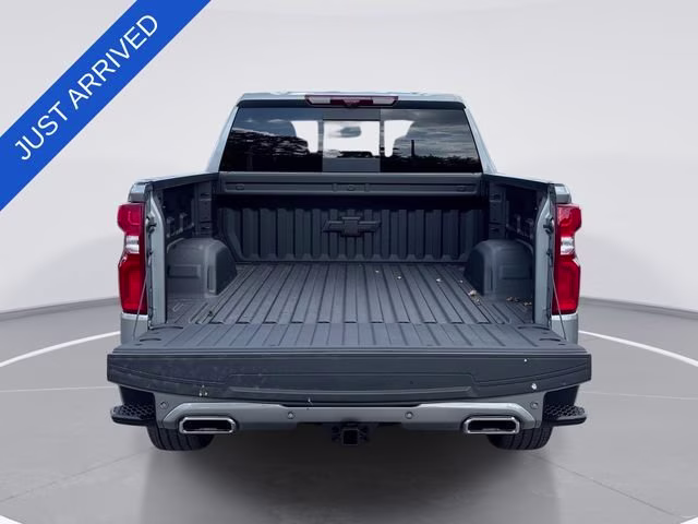 2026 Sterling Gray Metallic Chevrolet Silverado 1500 High Country 4X4 Truck