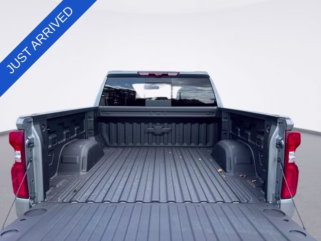 2026 Sterling Gray Metallic Chevrolet Silverado 1500 High Country 4X4 Truck