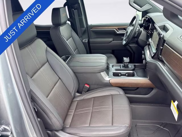 2026 Sterling Gray Metallic Chevrolet Silverado 1500 High Country 4X4 Truck