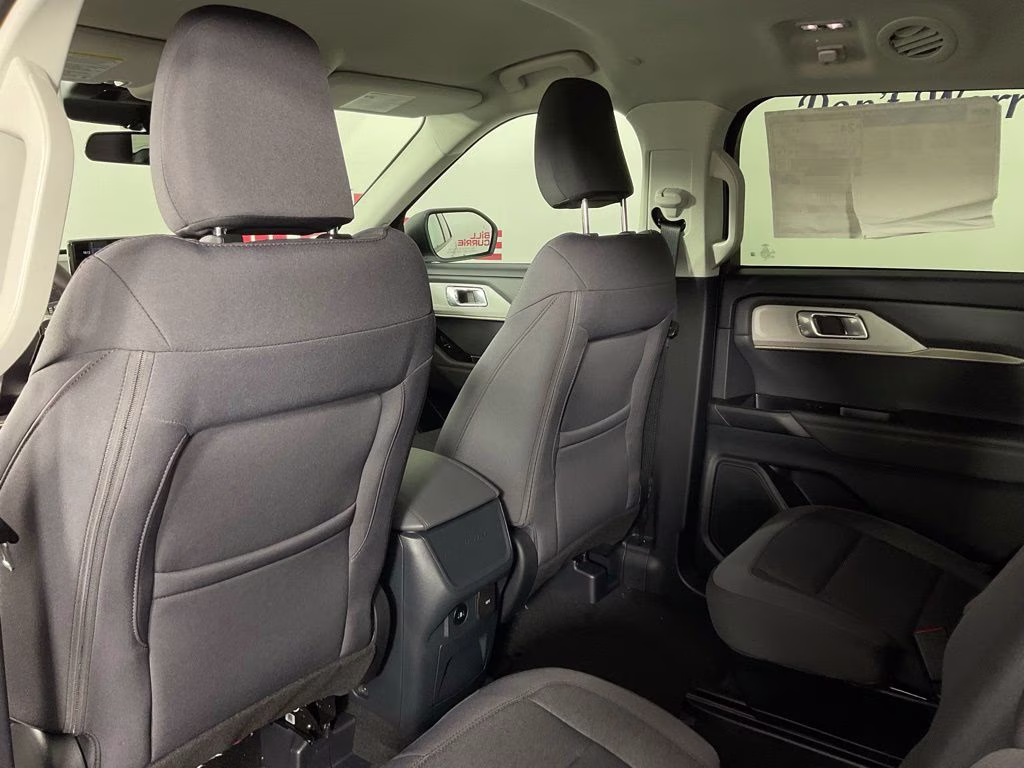 2026 White Metallic Ford Explorer Active RWD SUV