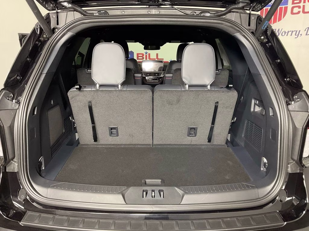 2026 Black Metallic Ford Explorer ST-Line RWD SUV