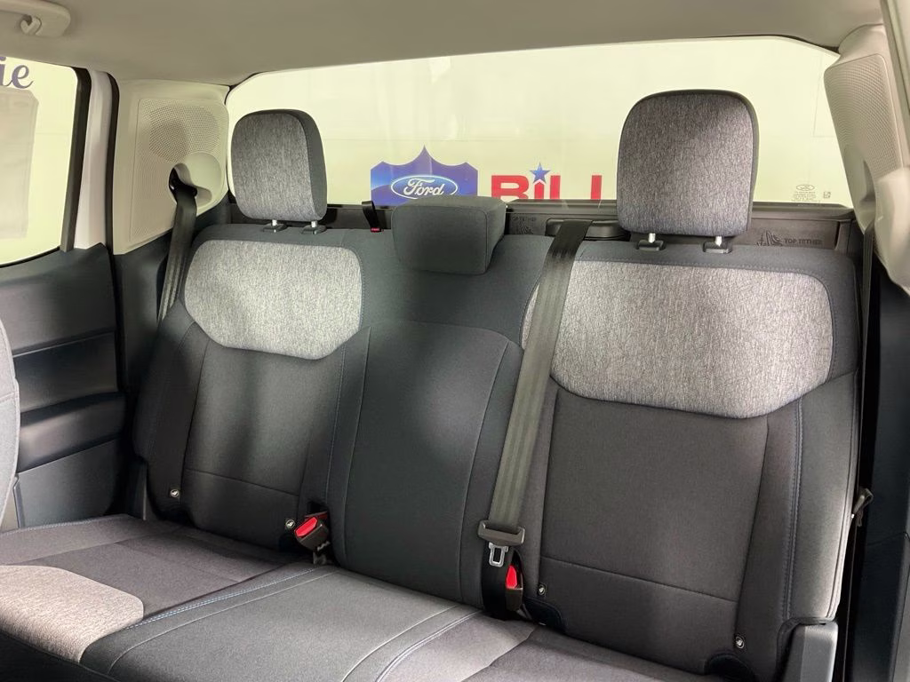 2026 Oxford White Ford Maverick XLT FWD Truck