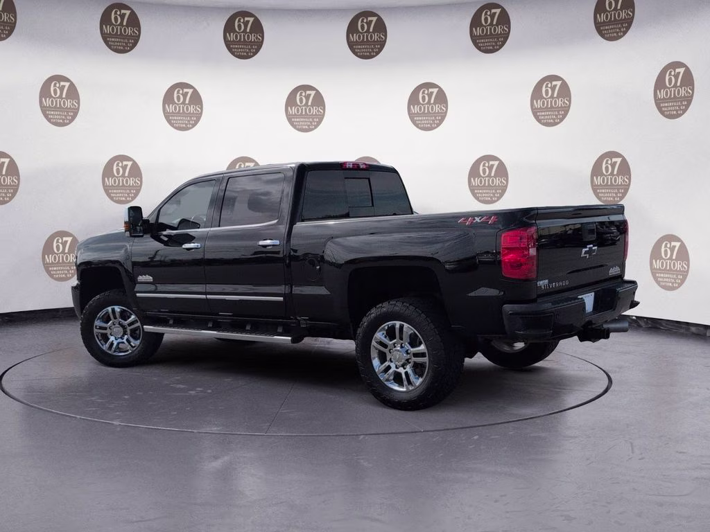 2019 Black Chevrolet Silverado 2500HD High Country 4X4 Truck