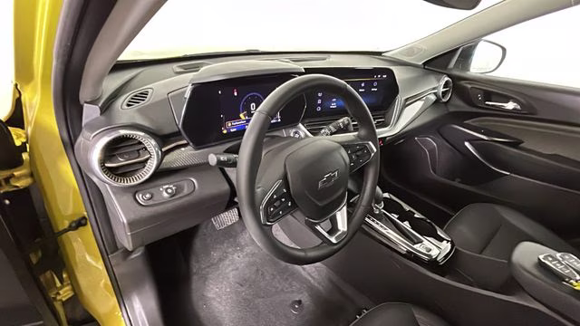 2024 Nitro Yellow Metallic Chevrolet Trax ACTIV FWD SUV