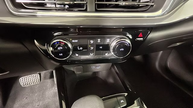 2024 Nitro Yellow Metallic Chevrolet Trax ACTIV FWD SUV