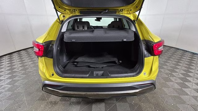 2024 Nitro Yellow Metallic Chevrolet Trax ACTIV FWD SUV