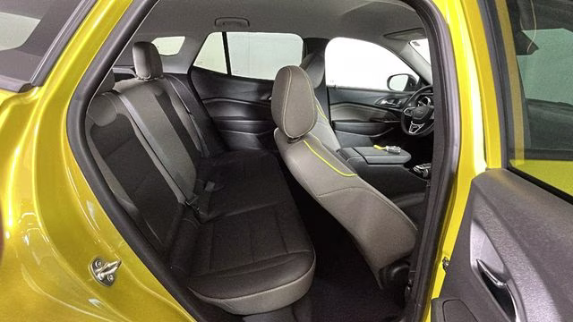 2024 Nitro Yellow Metallic Chevrolet Trax ACTIV FWD SUV