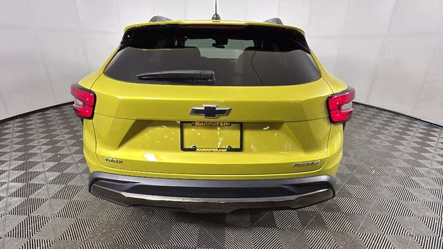2024 Nitro Yellow Metallic Chevrolet Trax ACTIV FWD SUV