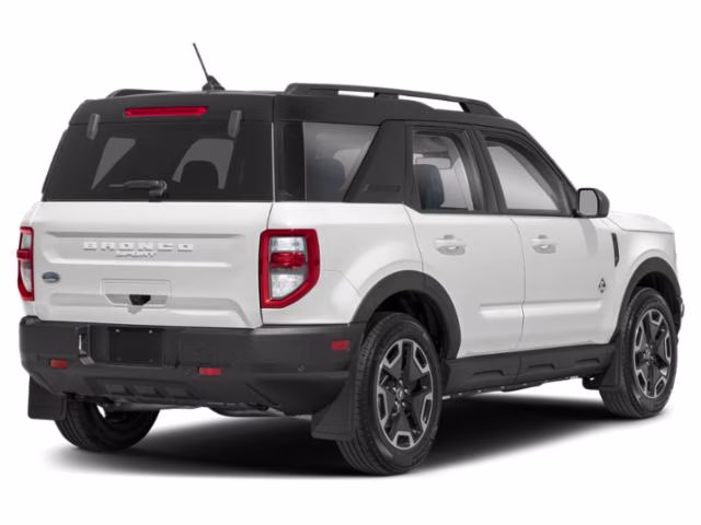 2024 White Ford Bronco Sport Outer Banks 4X4 Crossover