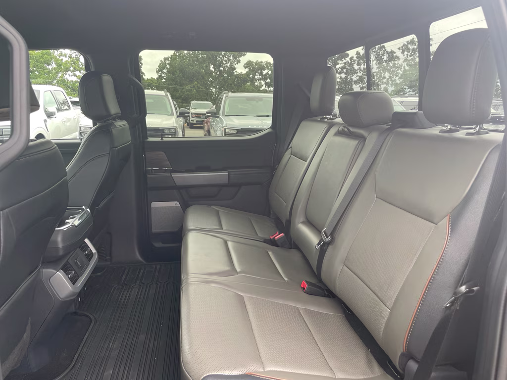 2024 Carbonized Gray Metallic Ford F-150 LARIAT 4X4 Truck