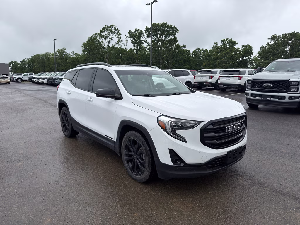 2021 Summit White GMC Terrain SLT FWD SUV