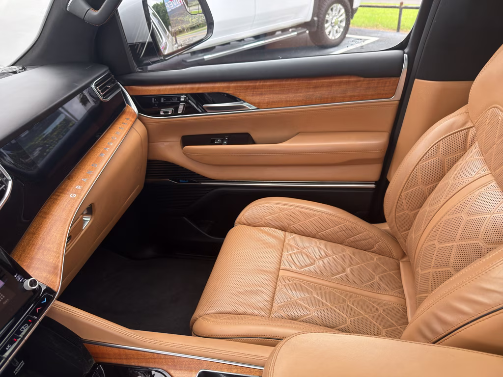 2022 Jeep Grand Wagoneer Series III 4X4 SUV