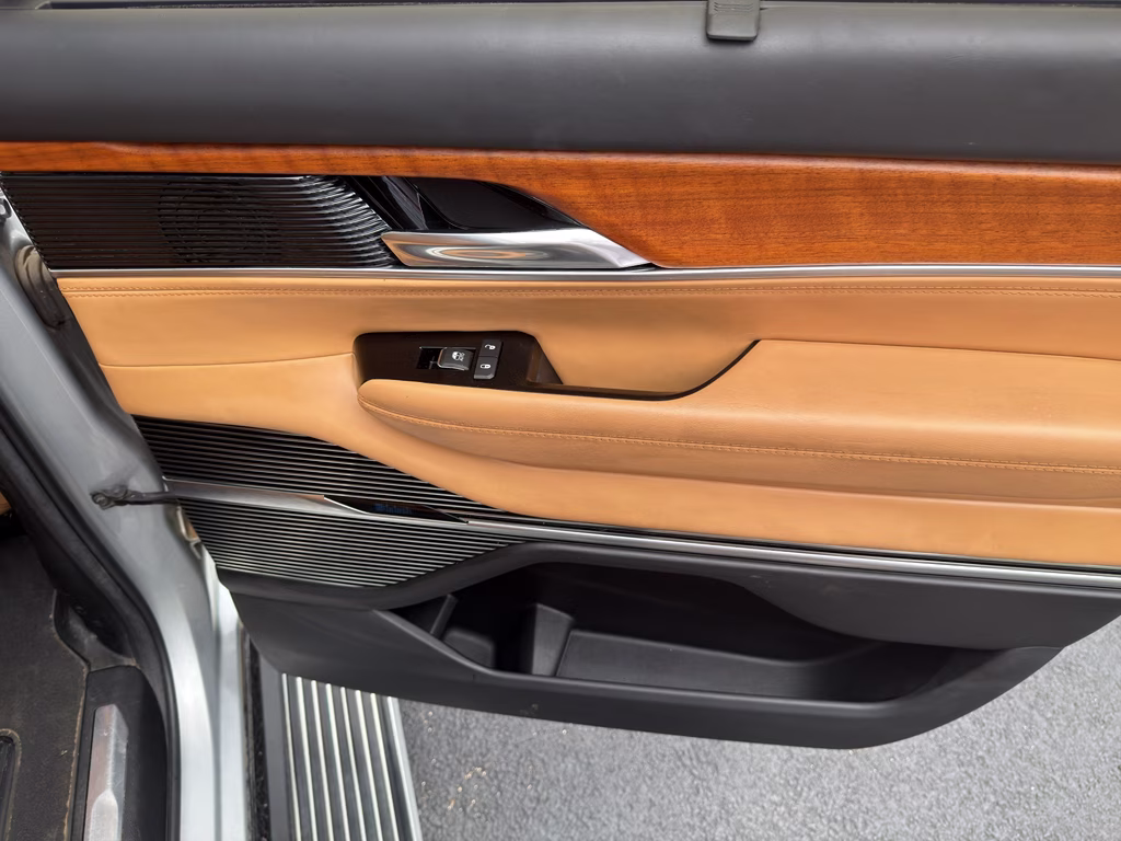 2022 Jeep Grand Wagoneer Series III 4X4 SUV