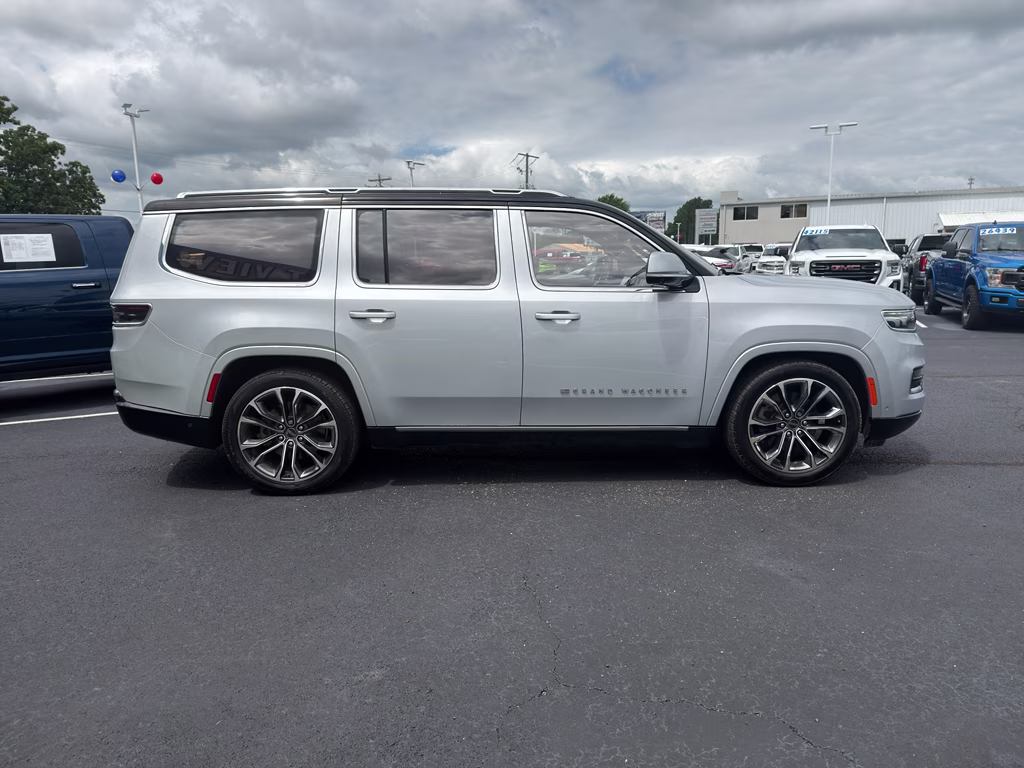 2022 Jeep Grand Wagoneer Series III 4X4 SUV