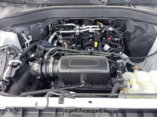2021 Oxford White Ford Explorer Base RWD SUV