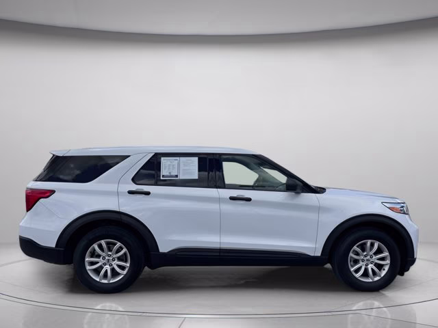 2021 Oxford White Ford Explorer Base RWD SUV
