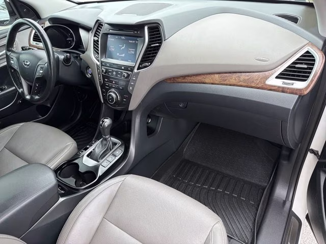 2017 Monaco White Hyundai Santa Fe SE Ultimate FWD SUV