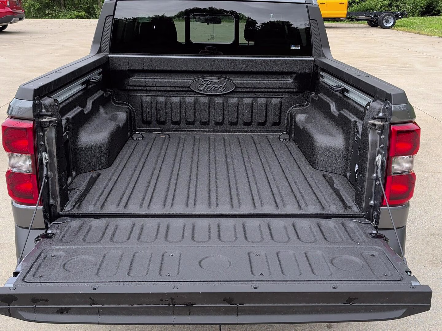 2026 Carbonized Gray Metallic Ford Maverick LARIAT AWD Truck