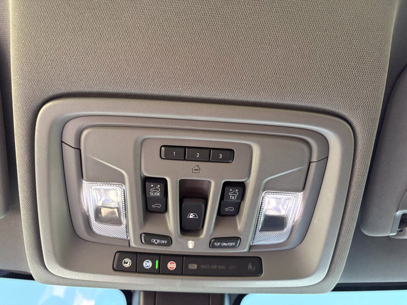 2020 White Frost Tricoat GMC Sierra 1500 Denali 4X4 Truck