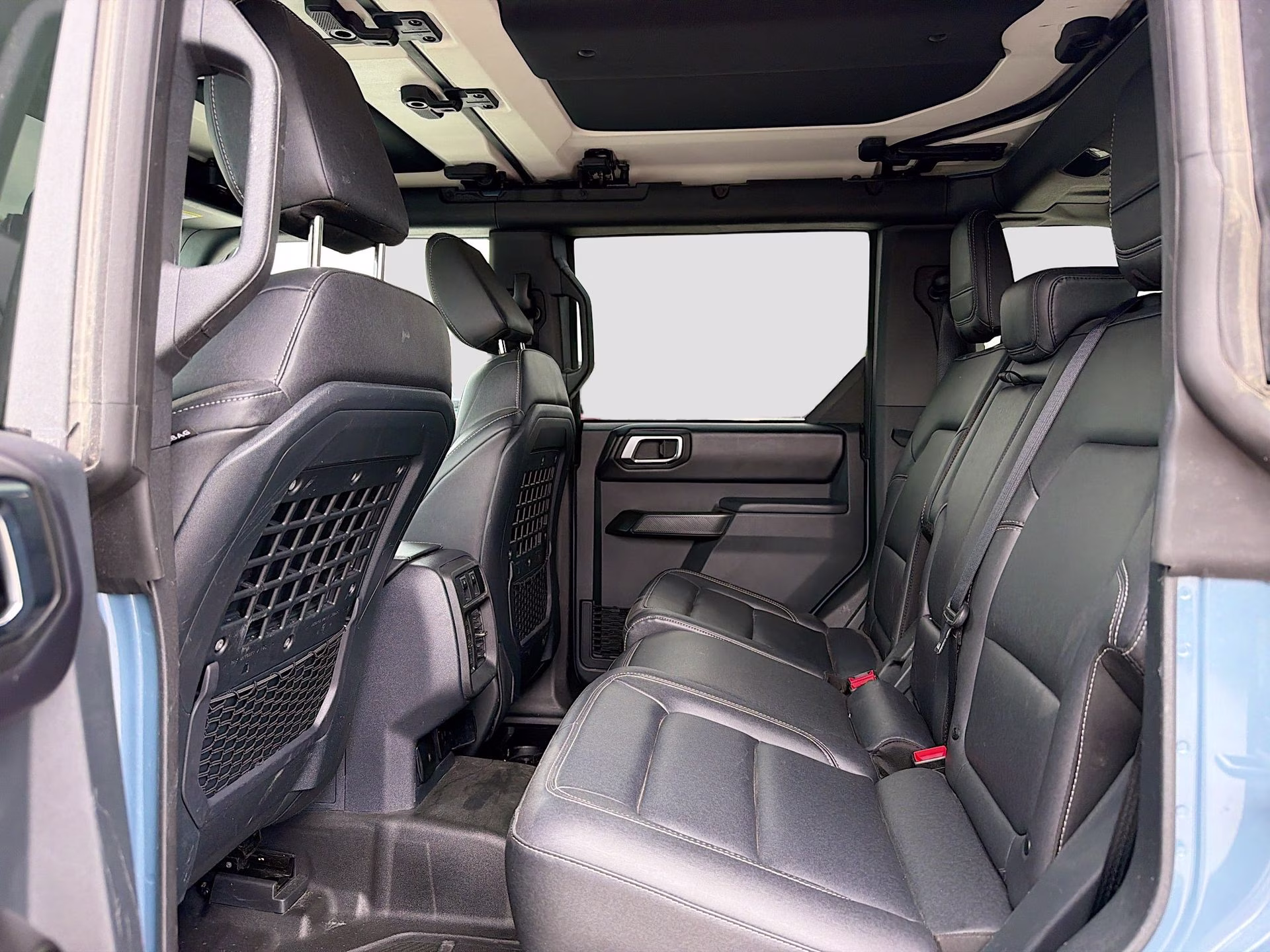 2025 Azure Gray Metallic Tri-Coat Ford Bronco Badlands 4X4 SUV