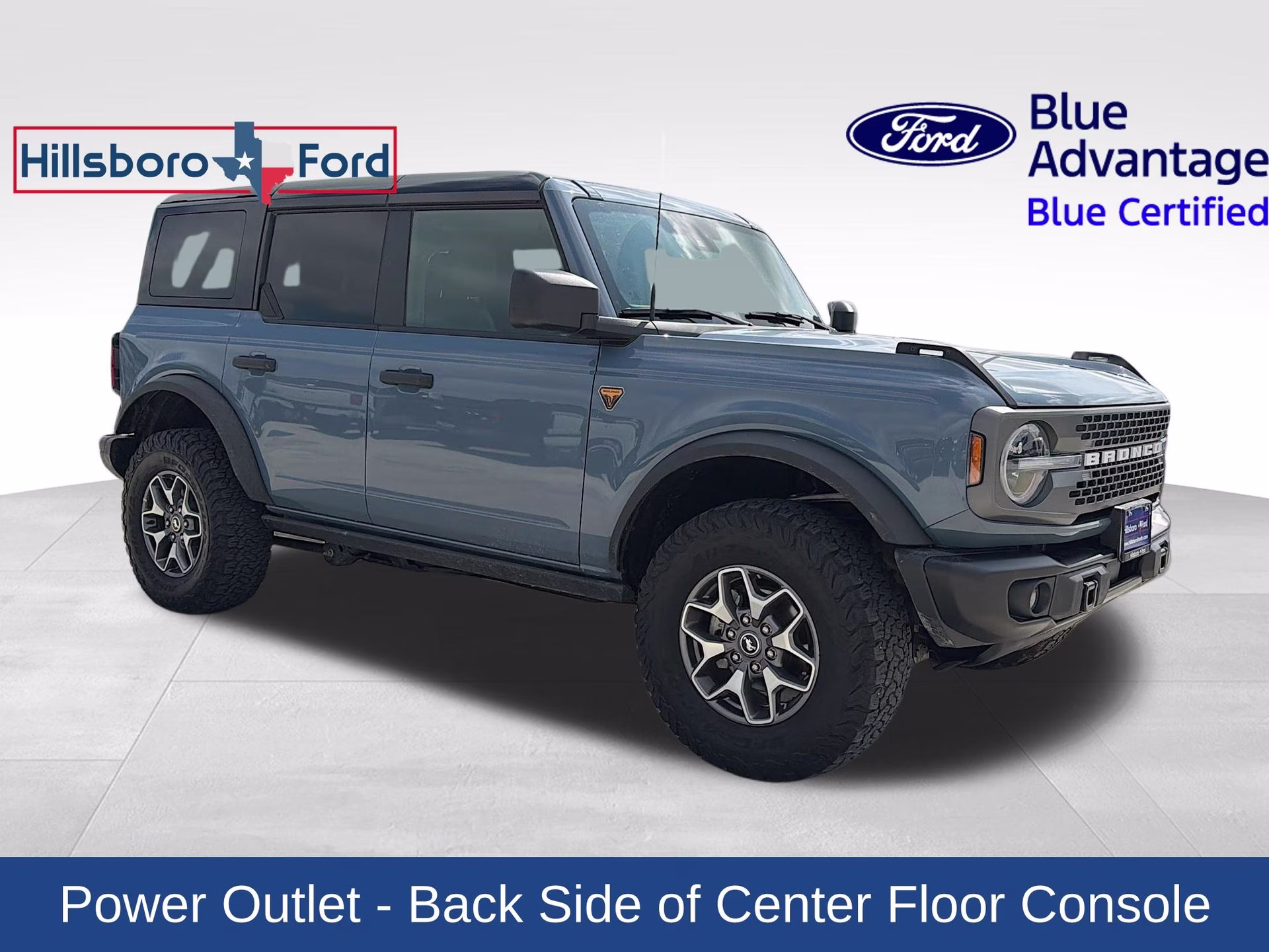 2025 Azure Gray Metallic Tri-Coat Ford Bronco Badlands 4X4 SUV