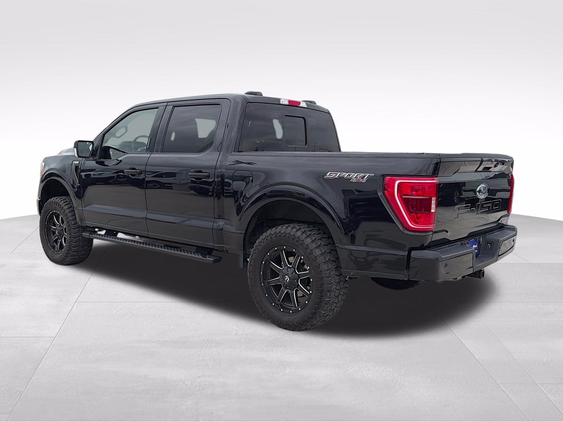 2023 Agate Black Metallic Ford F-150 XLT 4X4 Truck