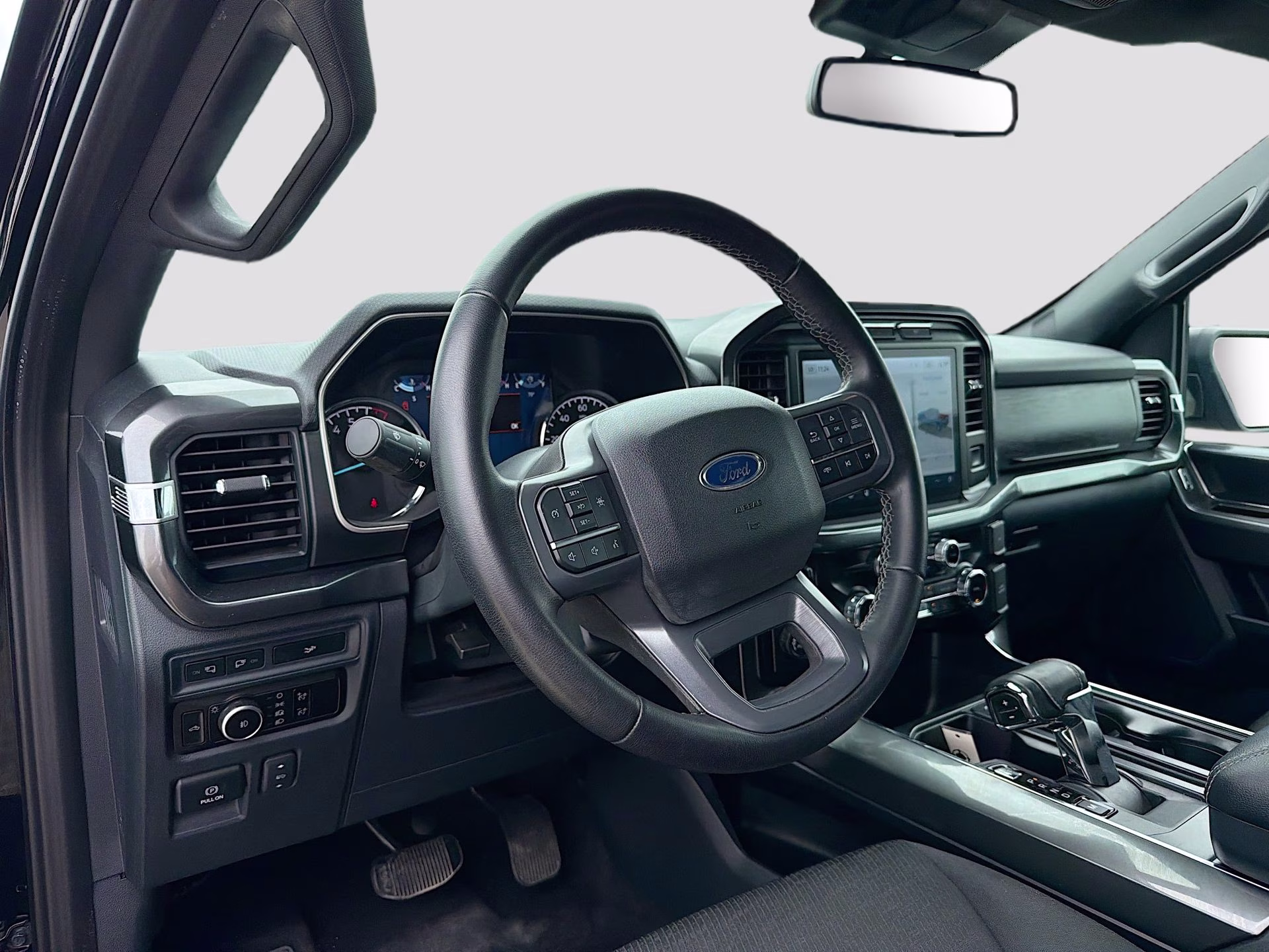 2023 Agate Black Metallic Ford F-150 XLT 4X4 Truck