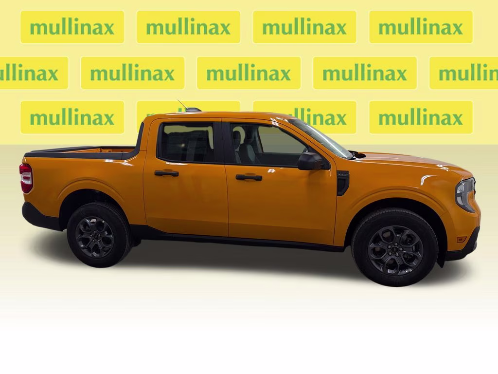 2026 ORANGE FURY TRI-COAT Ford Maverick XLT FWD Truck