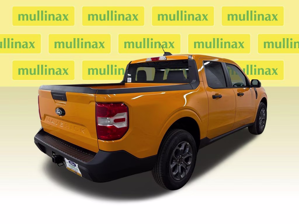 2026 ORANGE FURY TRI-COAT Ford Maverick XLT FWD Truck