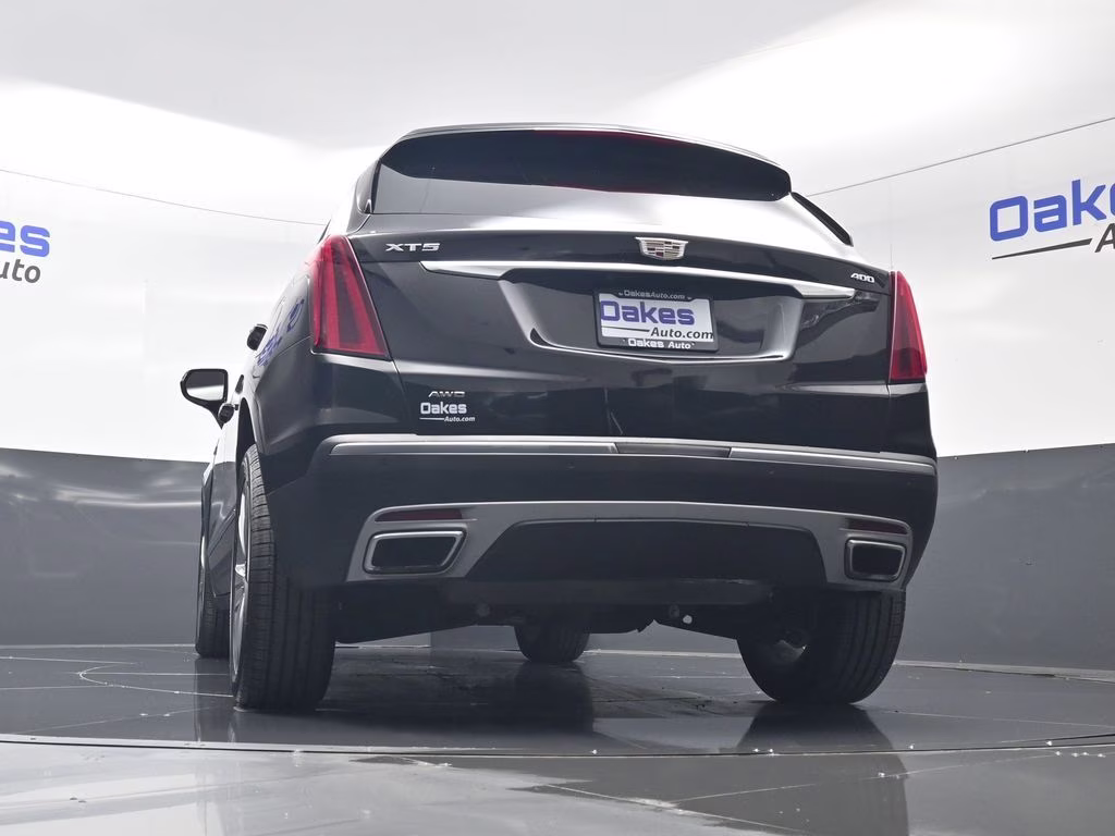 2024 Stellar Black Metallic Cadillac XT5 Premium Luxury AWD SUV