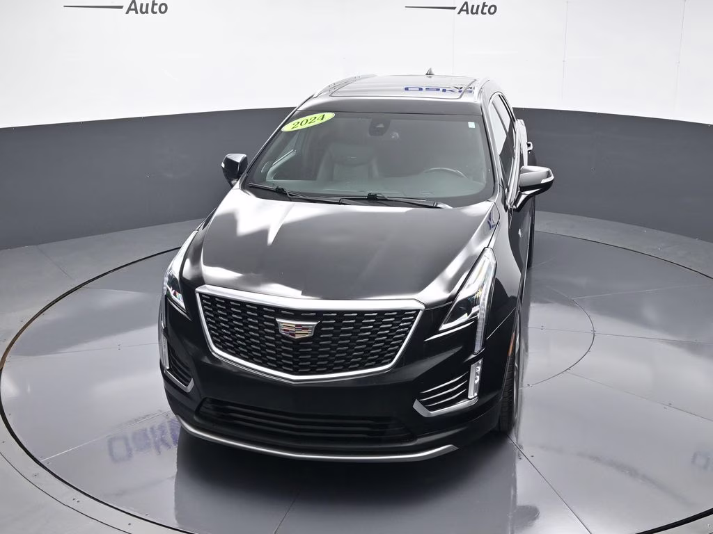 2024 Stellar Black Metallic Cadillac XT5 Premium Luxury AWD SUV