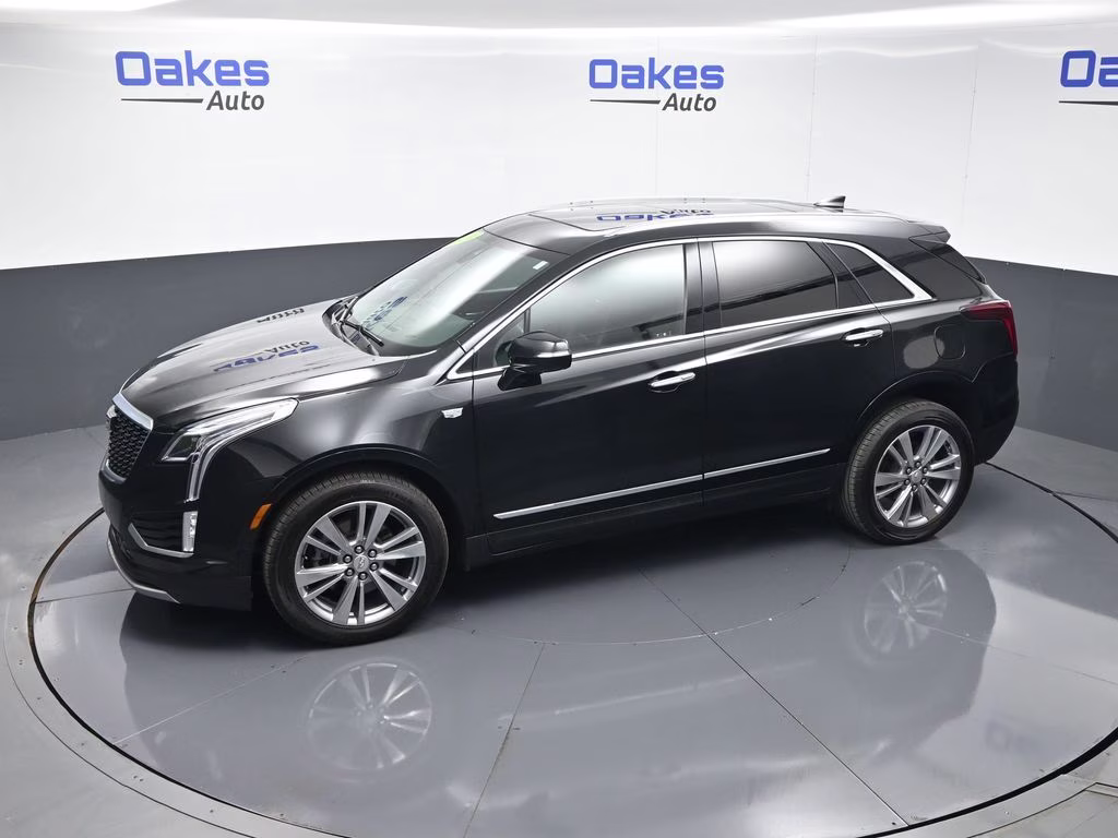 2024 Stellar Black Metallic Cadillac XT5 Premium Luxury AWD SUV