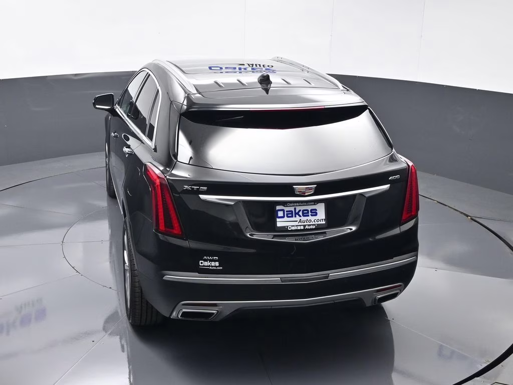2024 Stellar Black Metallic Cadillac XT5 Premium Luxury AWD SUV