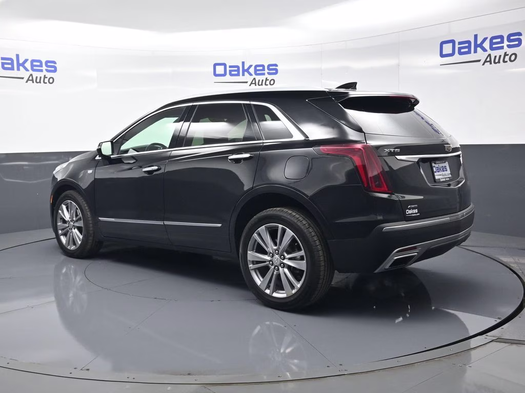2024 Stellar Black Metallic Cadillac XT5 Premium Luxury AWD SUV