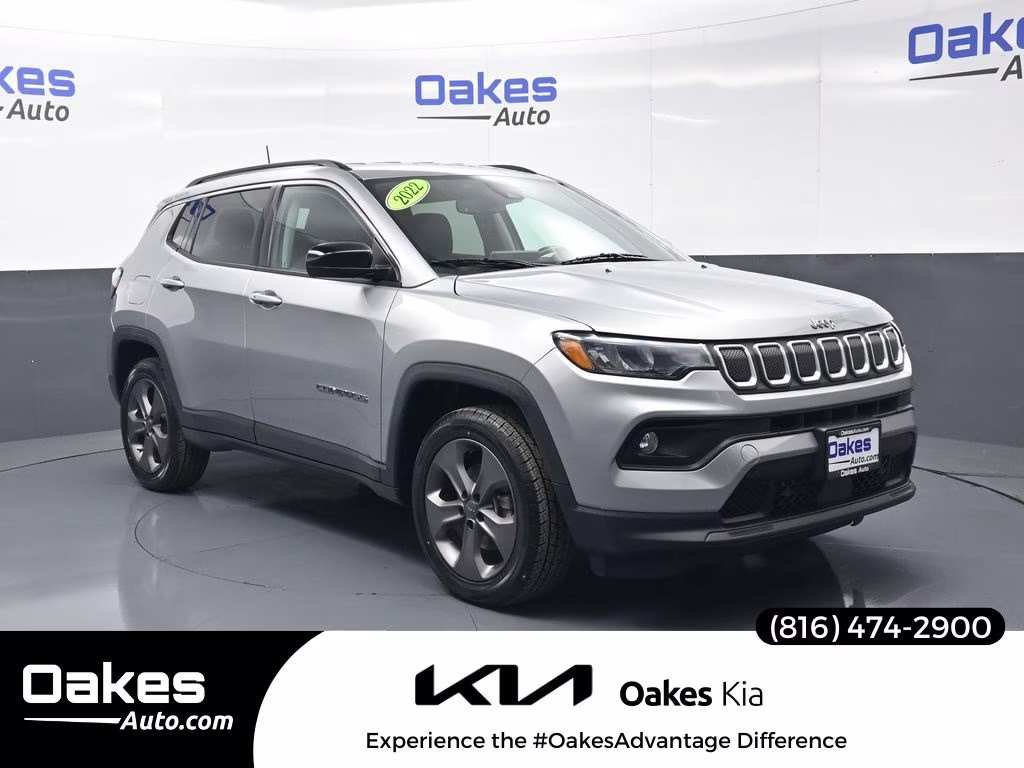 2022 Jeep Compass Latitude Lux 4X4's photo