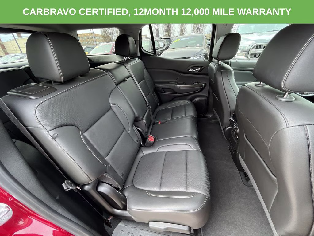 2023 Volcanic Red Tintcoat GMC Acadia SLT FWD SUV