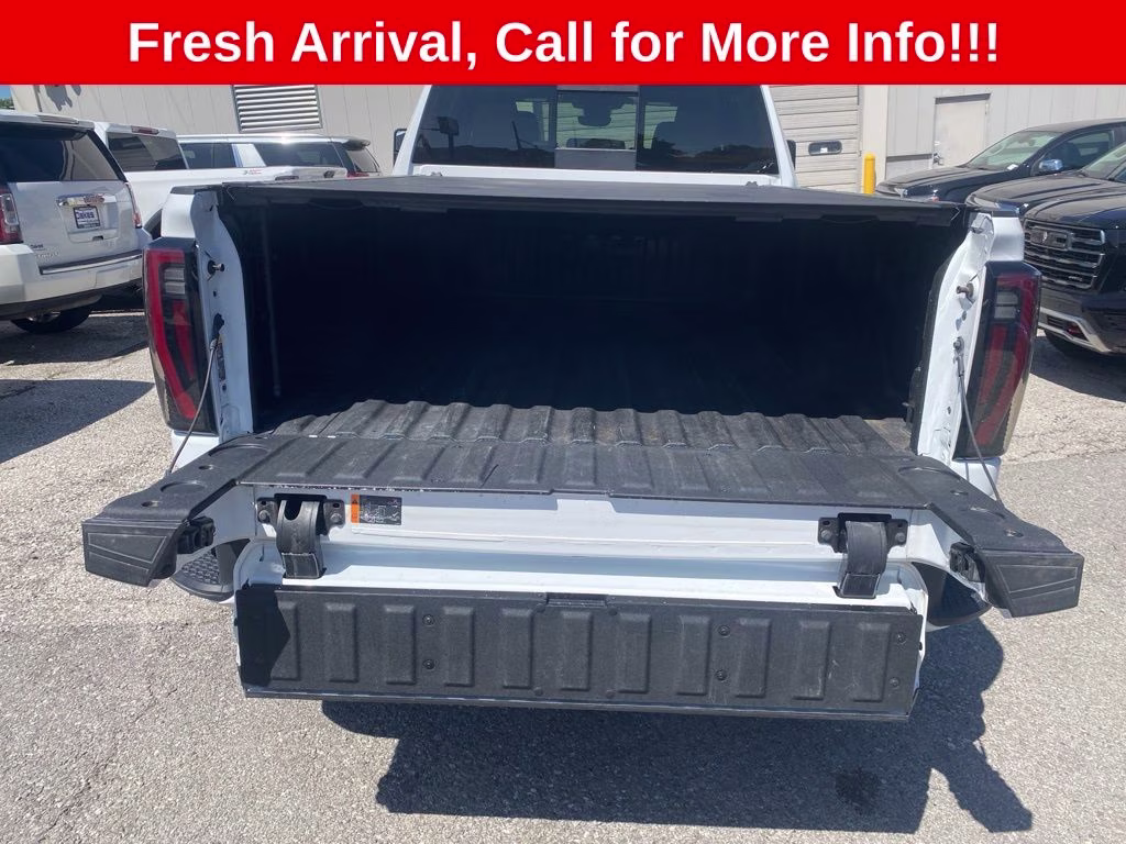 2025 Summit White GMC Sierra 2500HD AT4 4X4 Truck