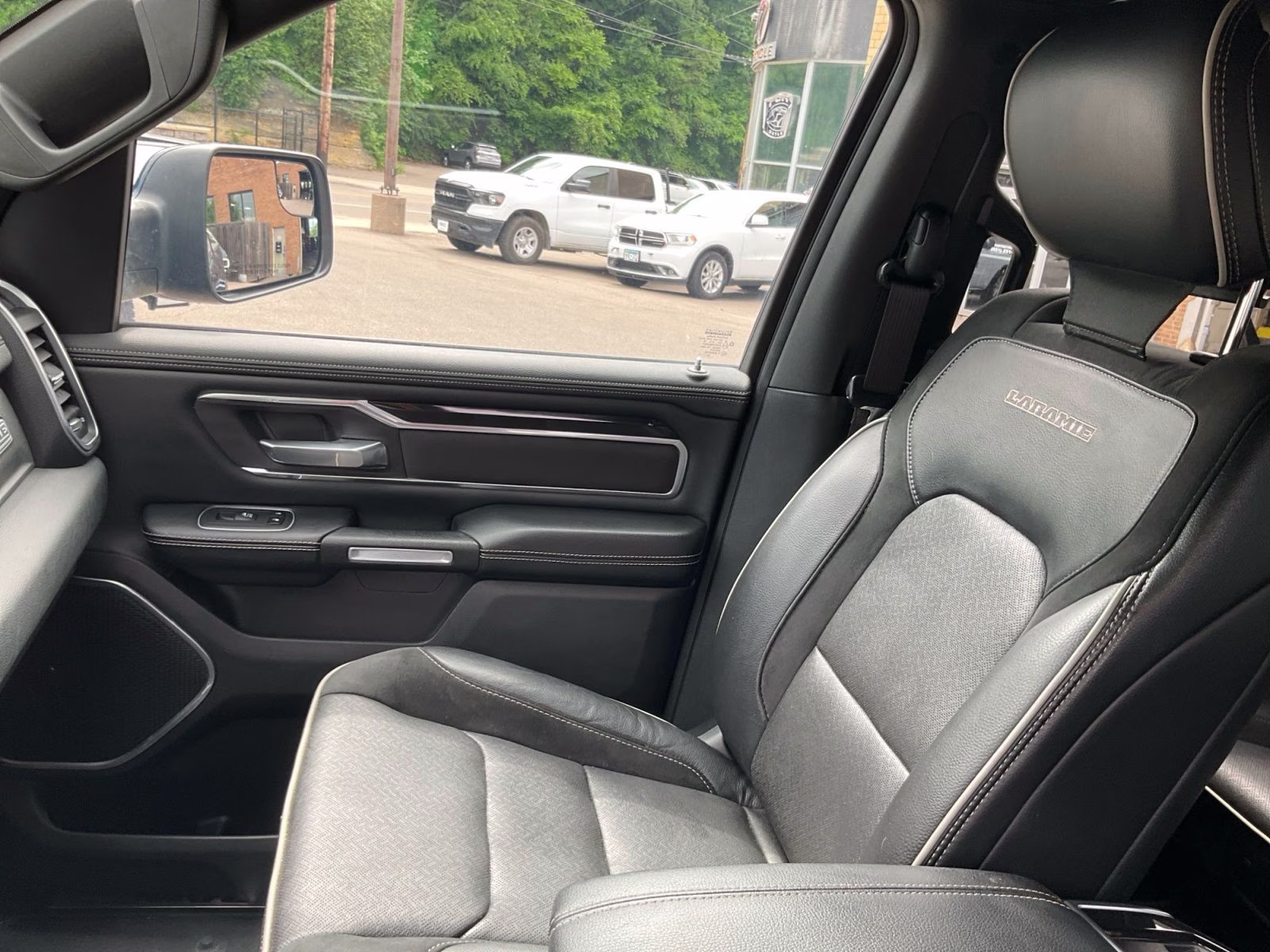2021 Patriot Blue Pearlcoat Ram 1500 Laramie 4X4 Truck