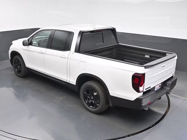 2026 Platinum White Pearl Honda Ridgeline Black Edition AWD Truck