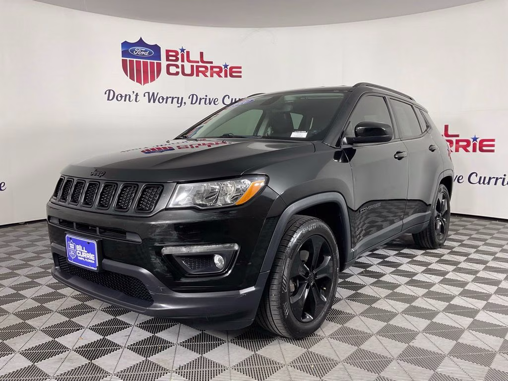 2020 Diamond Black Crystal Pearlcoat Jeep Compass Altitude FWD SUV