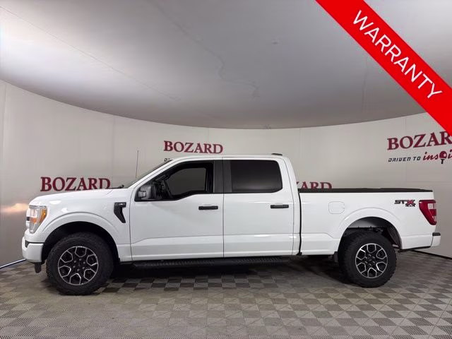 2022 Oxford White Ford F-150 XL 4X4 Truck