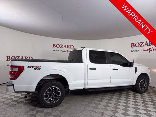 2022 Oxford White Ford F-150 XL 4X4 Truck