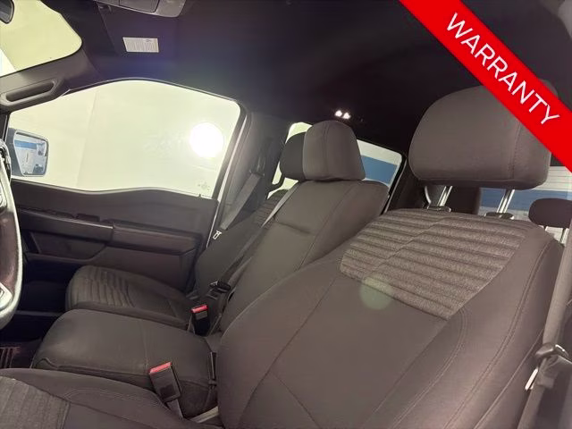 2022 Oxford White Ford F-150 XL 4X4 Truck