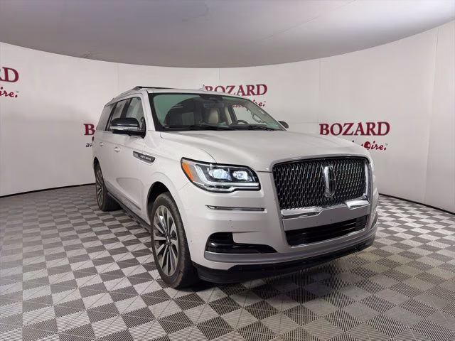 2022 Lincoln Navigator Reserve 4WD's photo