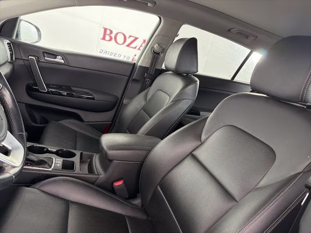 2022 Sparkling Silver Kia Sportage EX FWD SUV