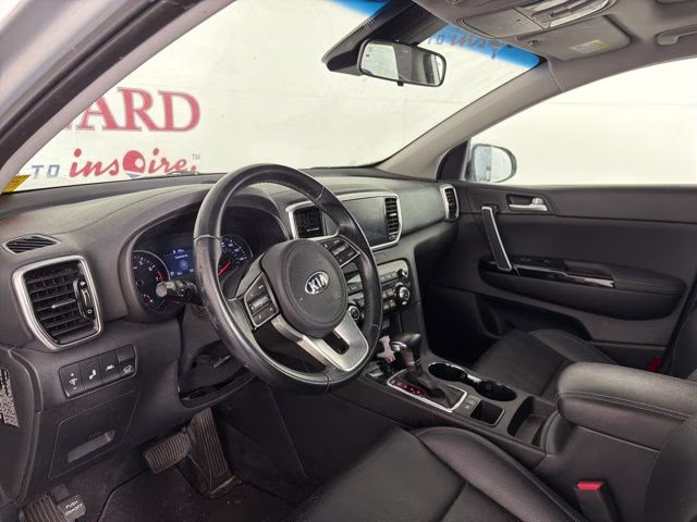 2022 Sparkling Silver Kia Sportage EX FWD SUV