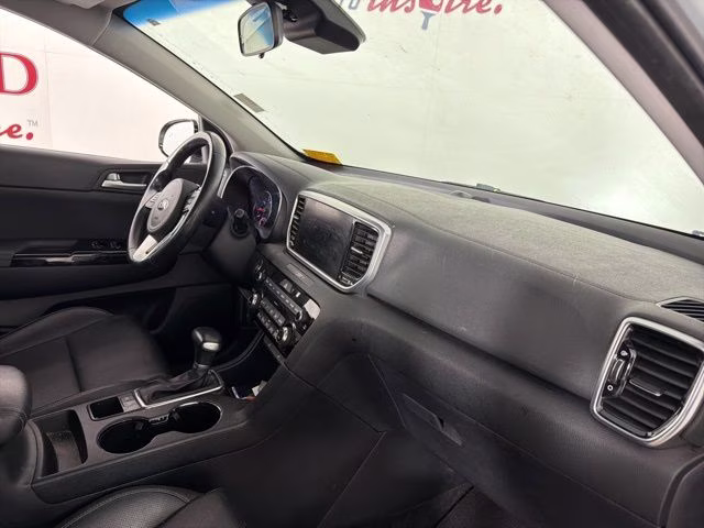 2022 Sparkling Silver Kia Sportage EX FWD SUV