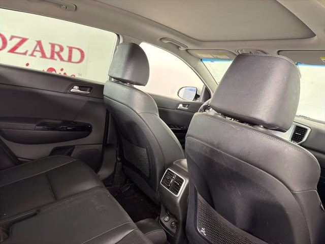 2022 Sparkling Silver Kia Sportage EX FWD SUV